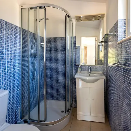 Caran לאגוּ‏ש